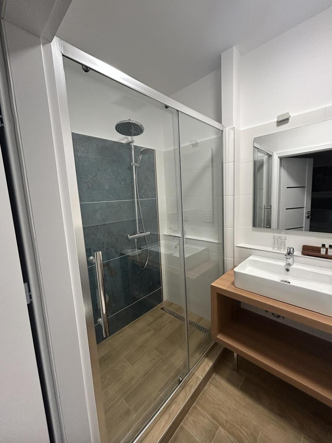 Hotel La Pergola&Prestige Panzió Kaposvár Esterno foto